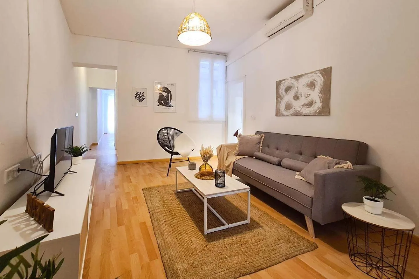 21Ara1085- Fabulous 4Br Apartment In Ciutat Vella Barcelona